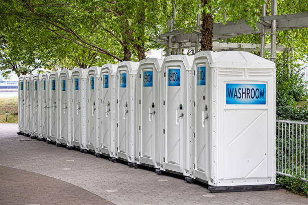 Best Temporary restroom rental  in Auburn, KS